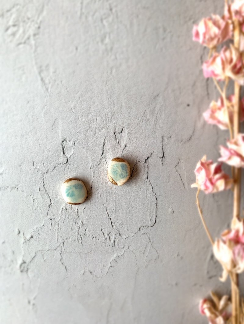 浅色 花朵 手绘 金继 陶瓷 耳环 耳夹 无耳洞耳夹 镀金 金色 金 白色 浅蓝色 浅紫罗兰色 小巧 精致 办公室 简约 礼物 - 耳环/耳夹 - 陶 蓝色