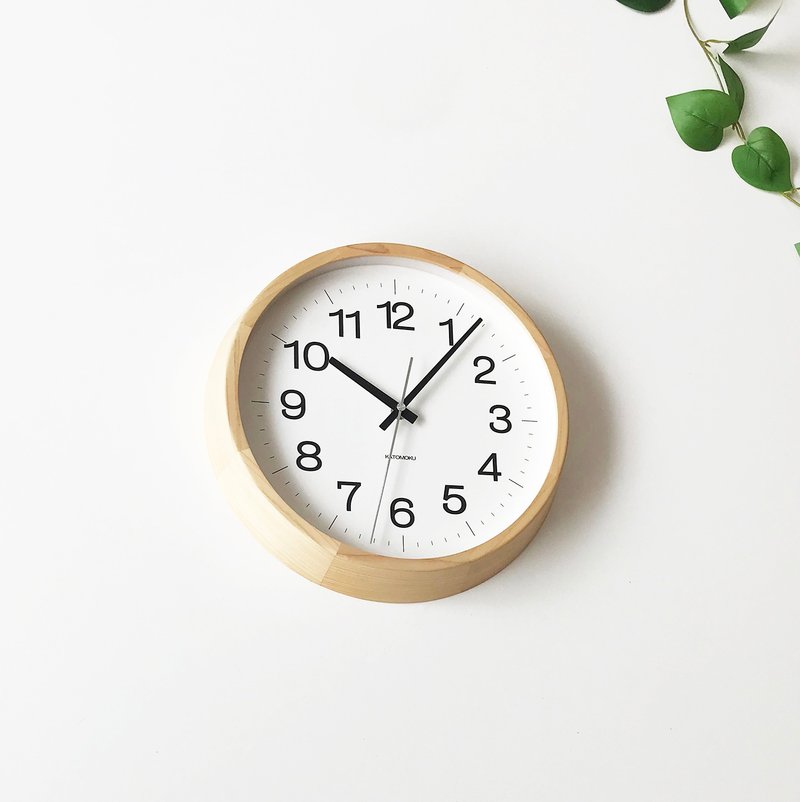 KATOMOKU muku clock 16 L尺寸 日本柏树 km-113HI 挂钟 日本制造 - 时钟/闹钟 - 木头 卡其色