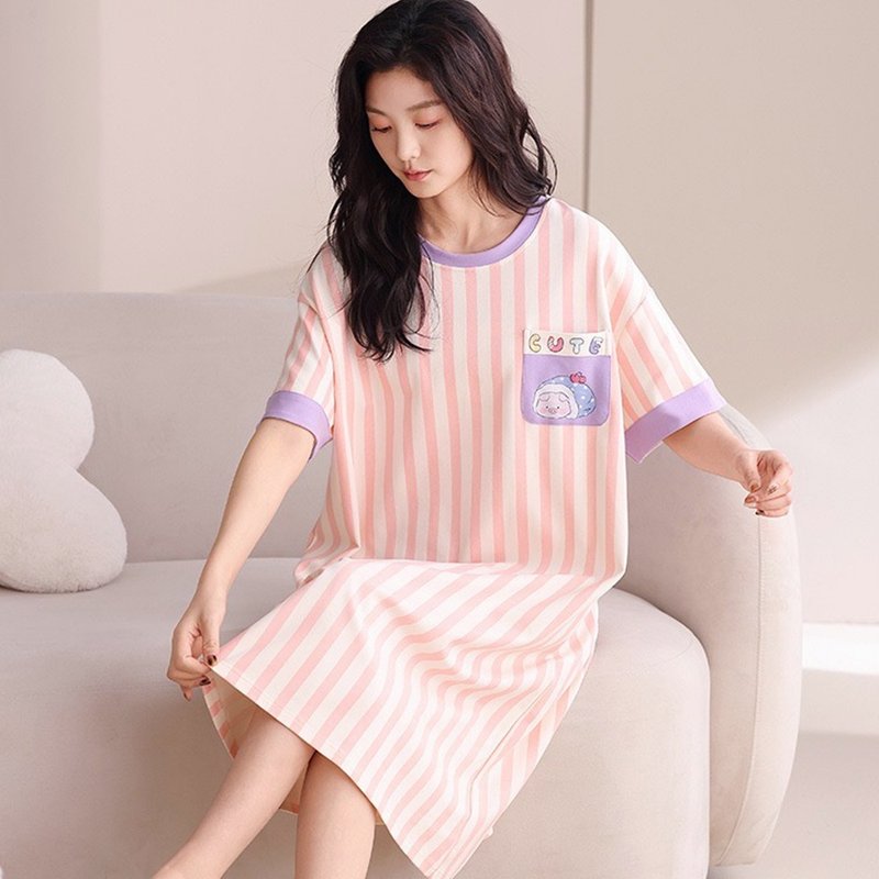 Pink Lady 棉柔连身睡裙 紫边甜梦 印花圆领 短袖女睡衣 居家服 - 居家服/睡衣 - 其他人造纤维 粉红色