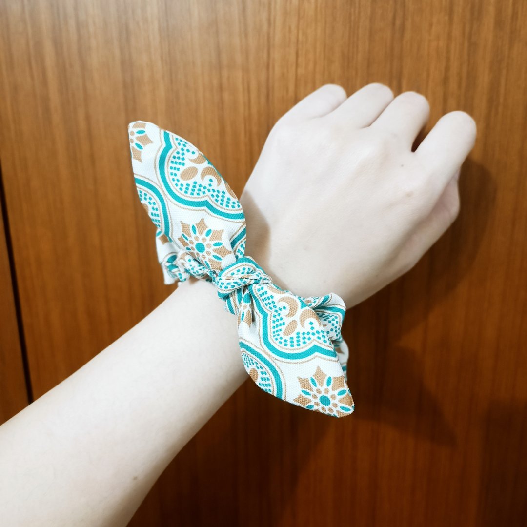 磁砖花 蝴蝶结发圈 手工大肠圈 - 发饰 - 棉．麻 绿色