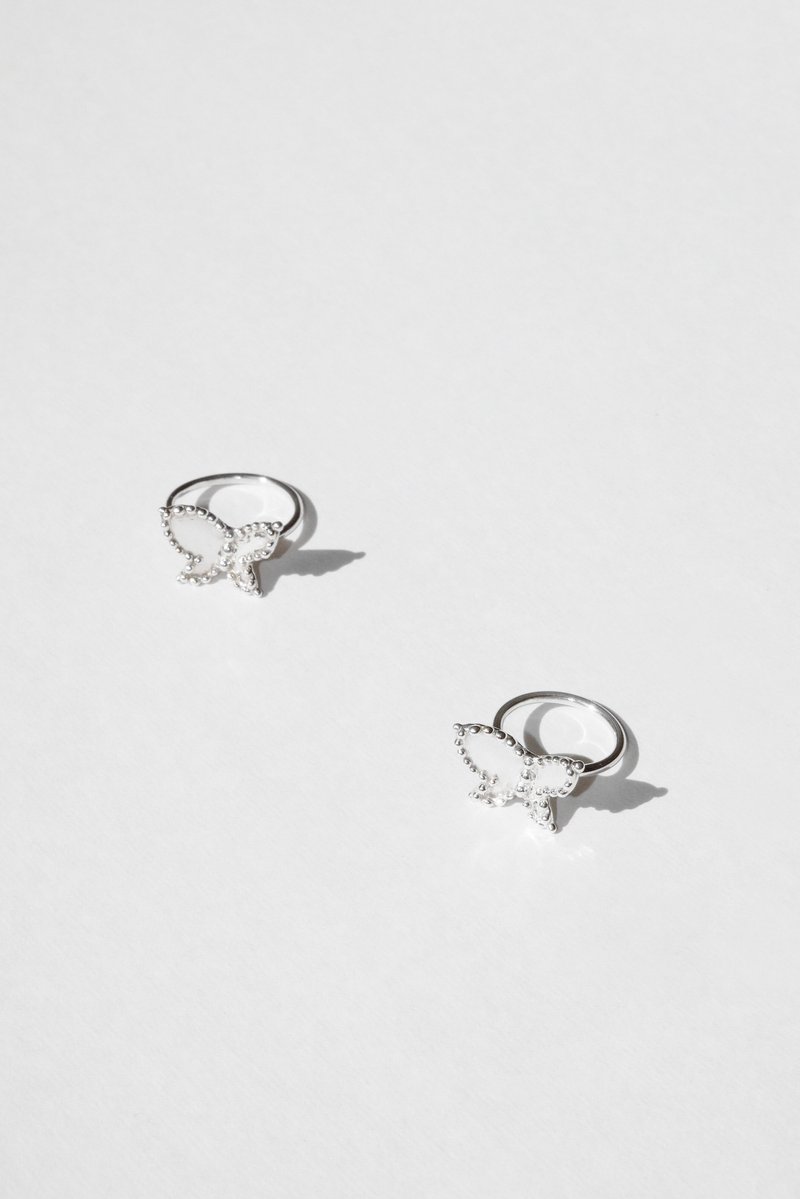 Ediths Butterfly Ring 伊迪丝的蝴蝶戒指 - 戒指 - 纯银 银色
