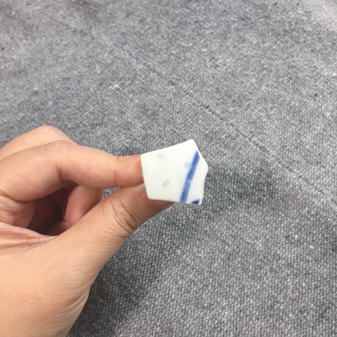 蓝白色／瓷器碎片／指环／戒指/碎片块-手工制作胸针／陶瓷/青花瓷/饭碗／米通碗 - 戒指 - 瓷 蓝色