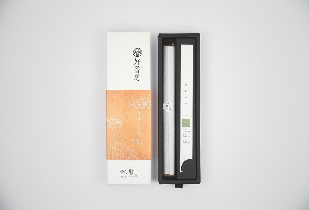 好香房 沉香系列 - 红土线香礼盒 10g - 香薰/精油/线香 - 木头 卡其色