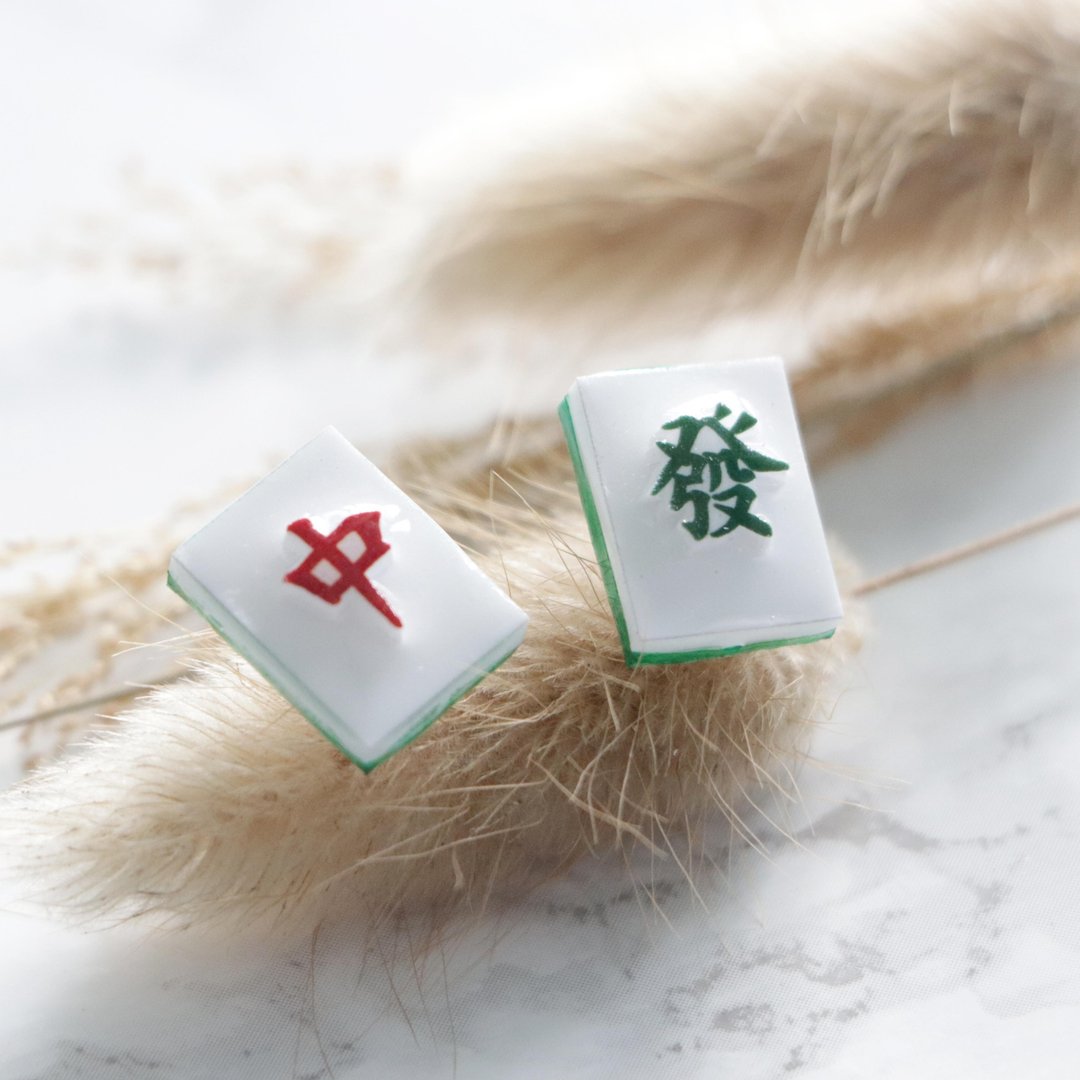 麻雀耳环 - 耳环/耳夹 - 塑料 白色