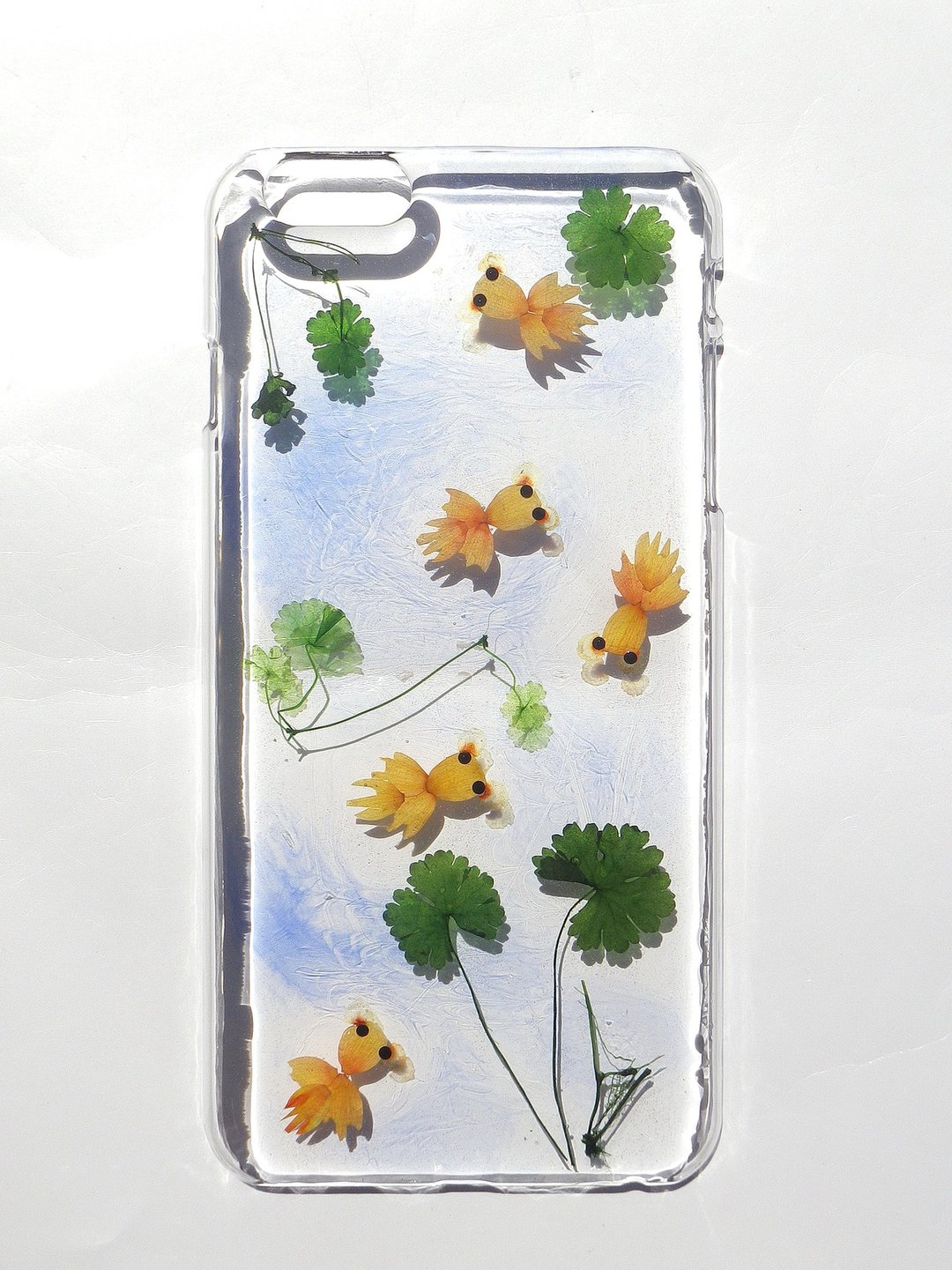 Anny's workshop手作押花手机保护壳，适用型号 iPhone 6 plus，可爱的泡泡眼金鱼 - 手机壳/手机套 - 塑料 