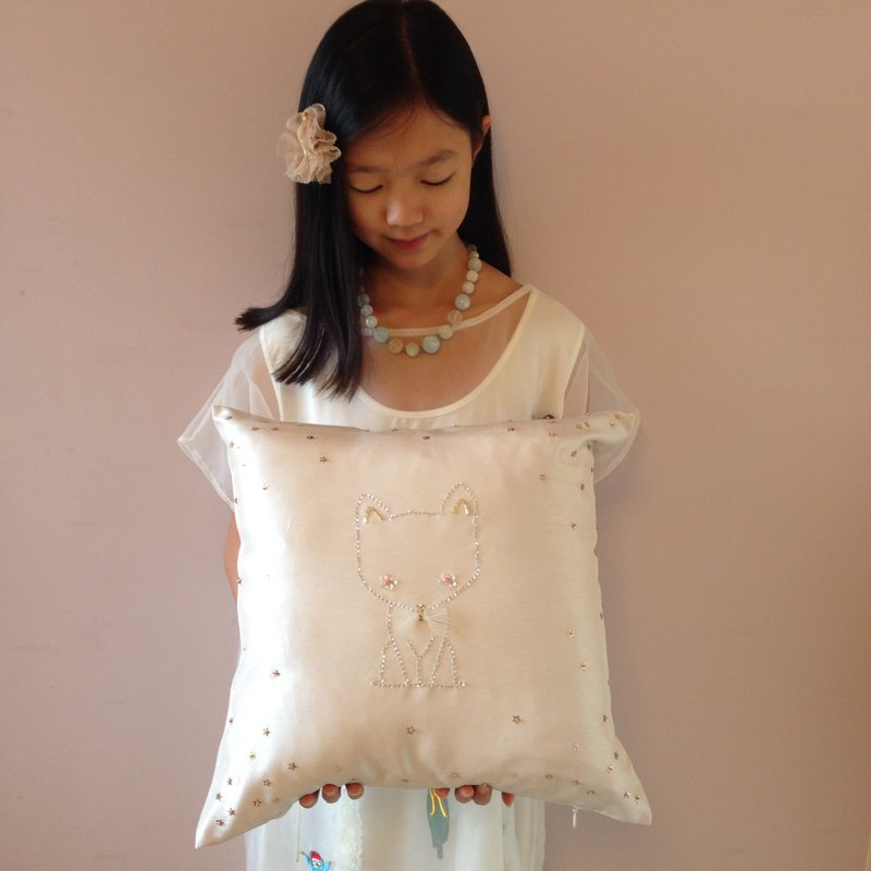 收藏级法式亮片刺绣抱枕 - 萌萌达 - 枕头/抱枕 - 宝石 金色