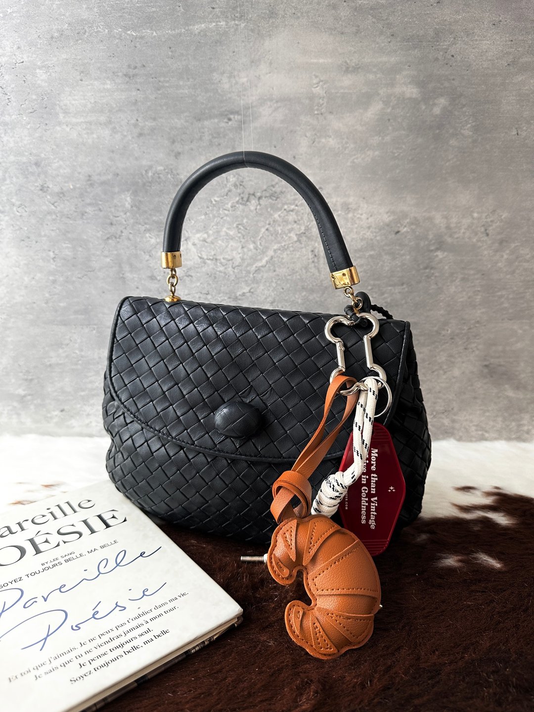 中古包 Bottega Veneta 葆蝶家 深灰 Intrecciato Kelly 轮廓包 - 手提包/手提袋 - 真皮 黑色