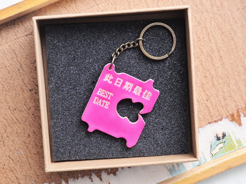 #成品制造  此日期最佳 手染牡丹 皮革钥匙圈 BEST DATE 刻字 - 钥匙链/钥匙包 - 真皮 粉红色