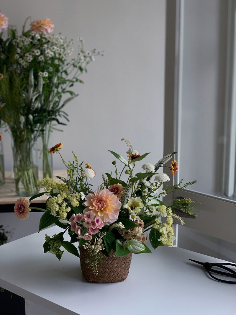 春末大理花藤篮花礼 - 干燥花/捧花 - 植物．花 