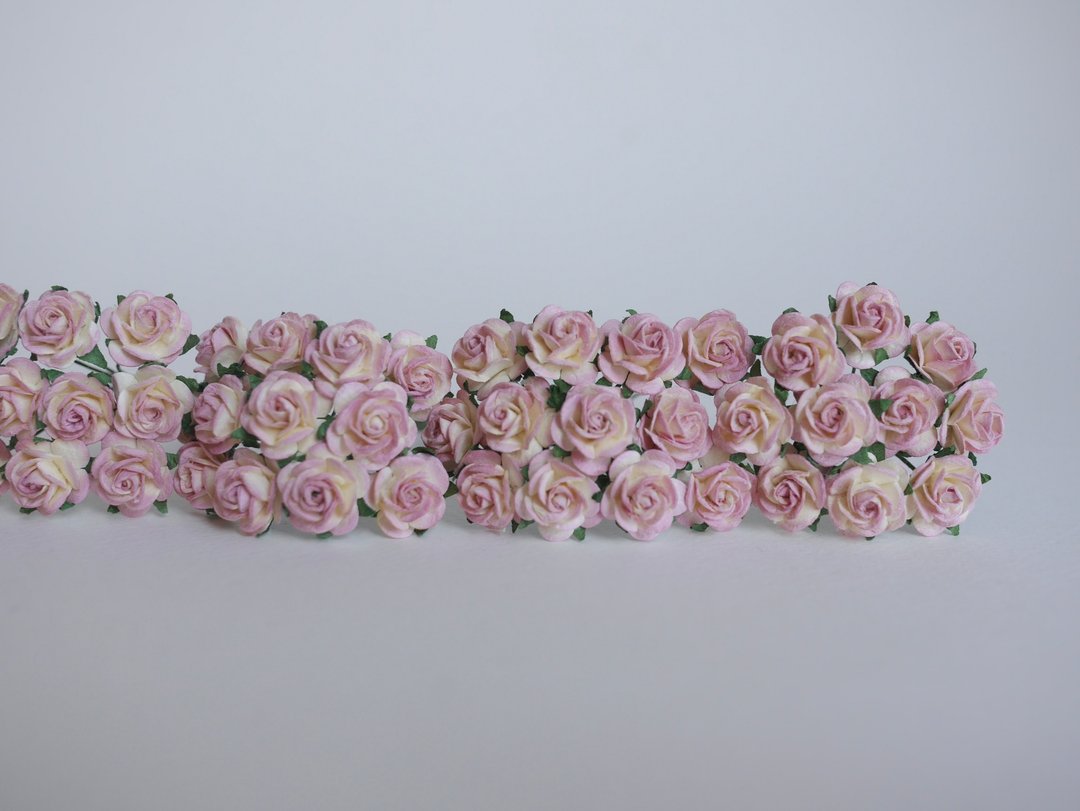 Paper Flower, 100 pcs., DIY supplies rose size1.5 cm., pale fuchsia brush ivory. - 其他 - 纸 橘色