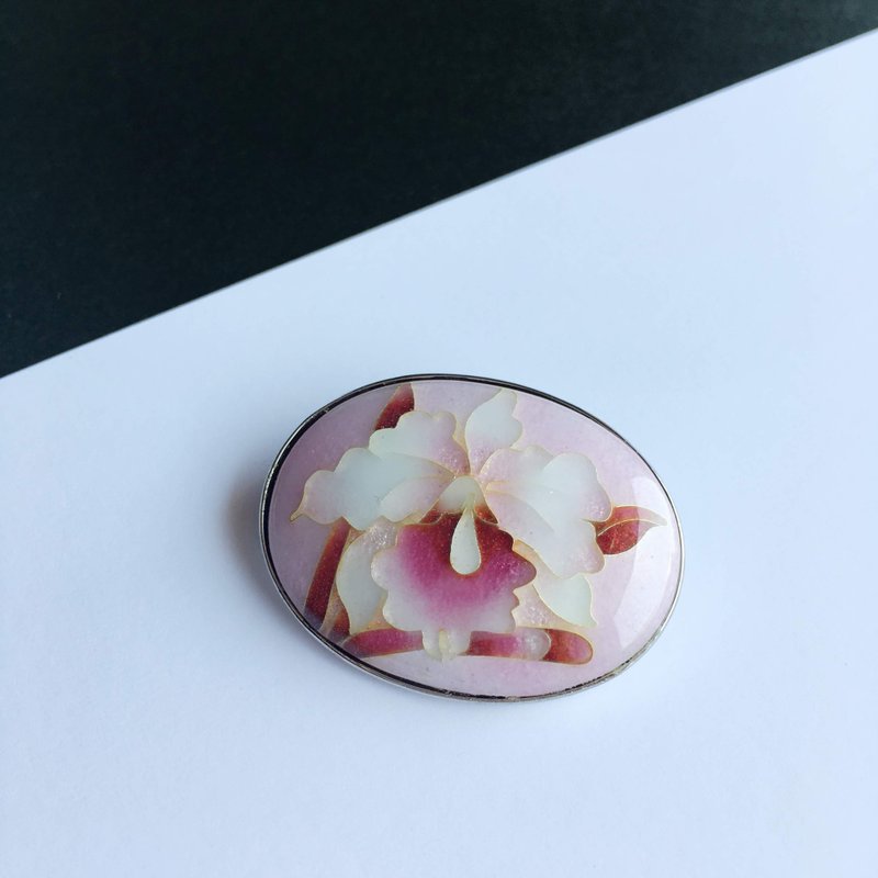Cattleya Cloisonne Brooch [Peach Color Pink] Pure Silver Wired Cloisonne - 胸针 - 其他材质 粉红色