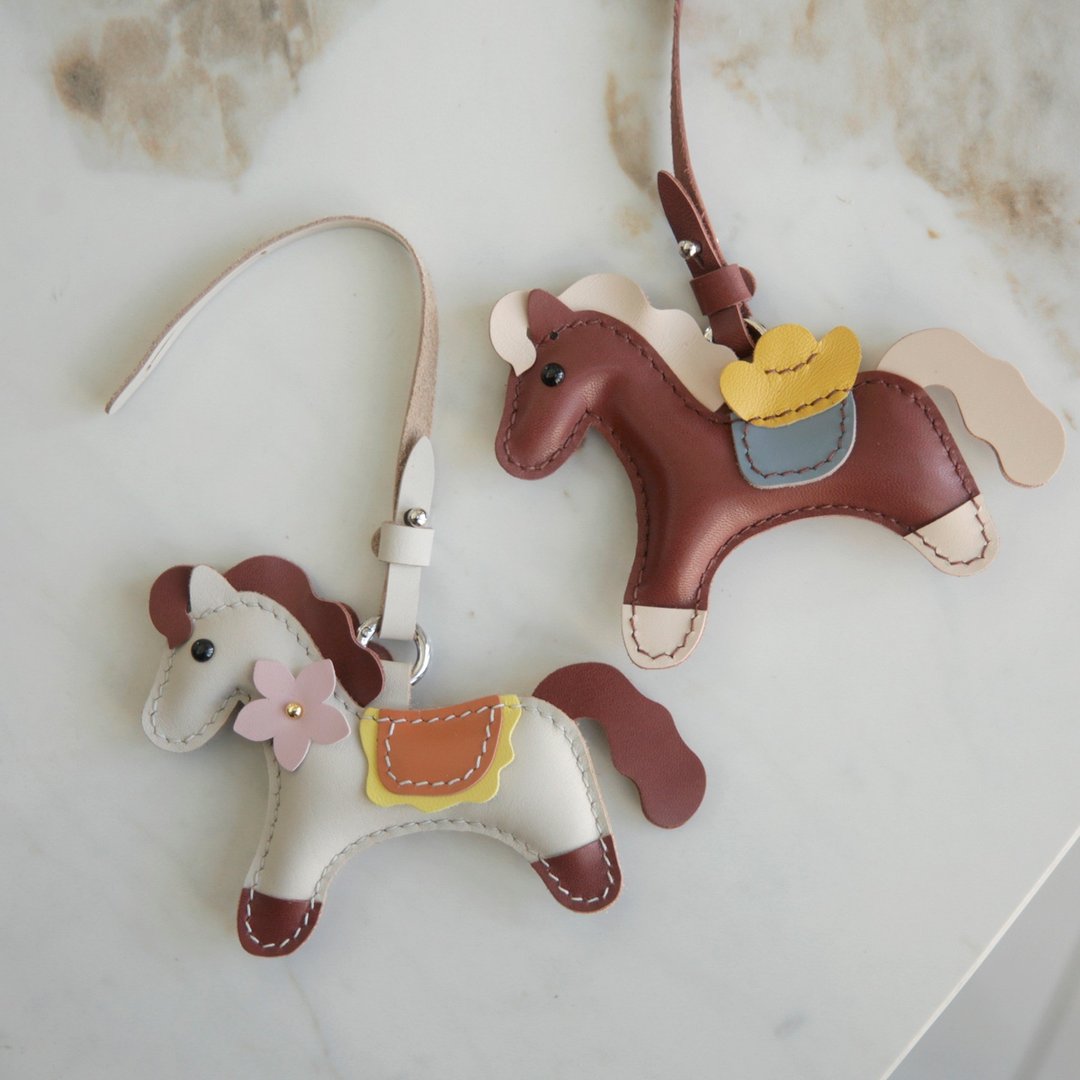 diy皮革材料包/完成品 真皮小马挂件 卡通公仔马吊饰 包挂 礼物 - 皮件 - 真皮 