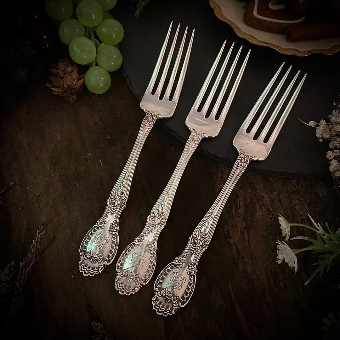 顶级银器美国Tiffany纯银1892年制Richelieu样式百年订制款餐叉 - 餐刀/叉/匙组合 - 纯银 银色