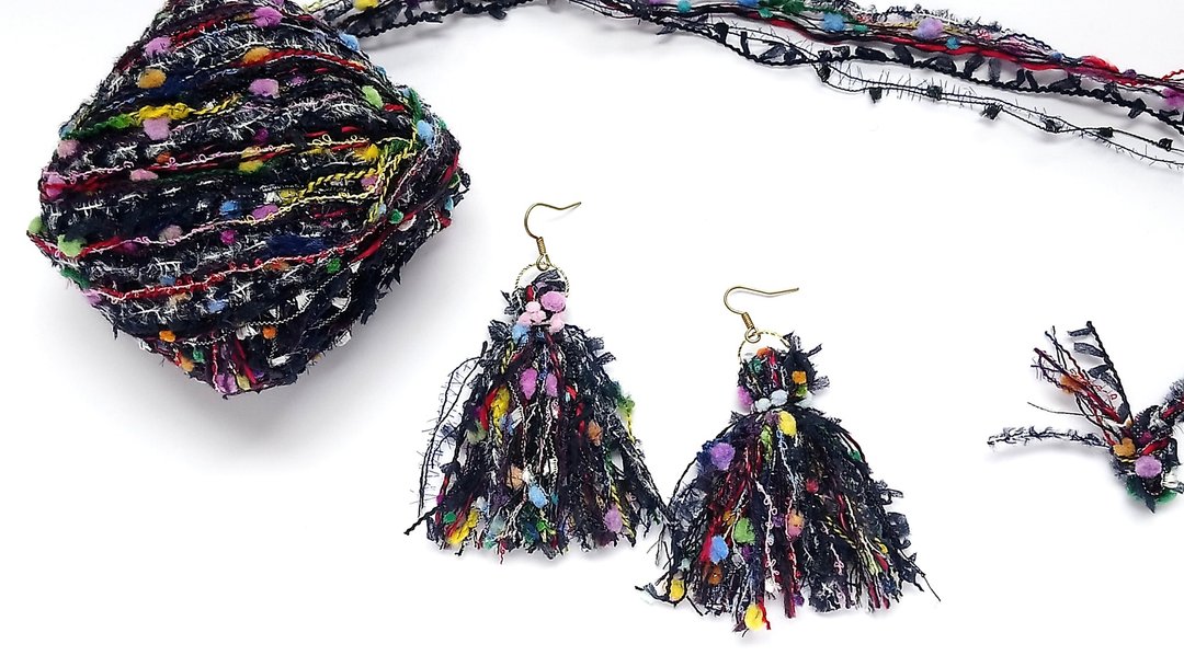 Japanese Yarn Ryuso Ear Ring - 耳环/耳夹 - 聚酯纤维 黑色