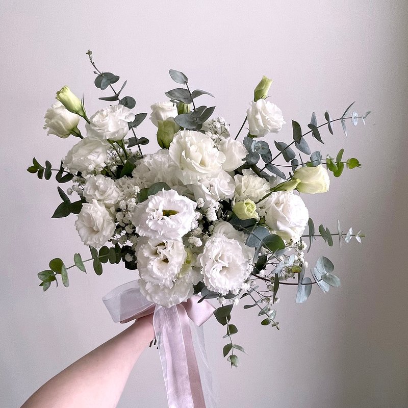 【鲜花】白绿色洋桔梗自然风美式鲜花捧花 - 其他 - 植物．花 白色