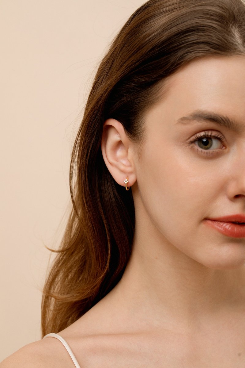 幸运四叶草耳环 925银 14K金 抗过敏 可戴洗澡 不掉色 - 耳环/耳夹 - 纯银 多色