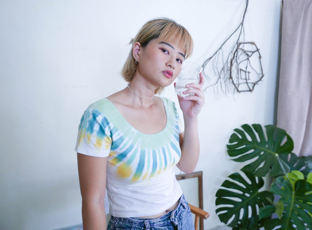 草原脖子 手染短版T恤 - 女装背心 - 棉 绿色