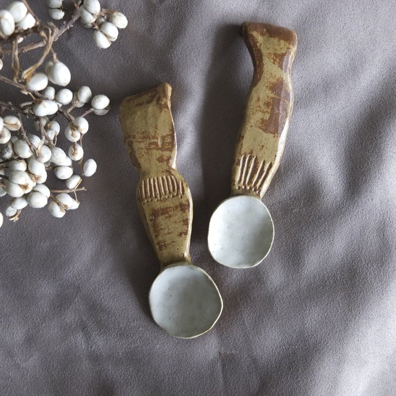 简单生活 造型短陶匙 - 餐刀/叉/匙组合 - 陶 