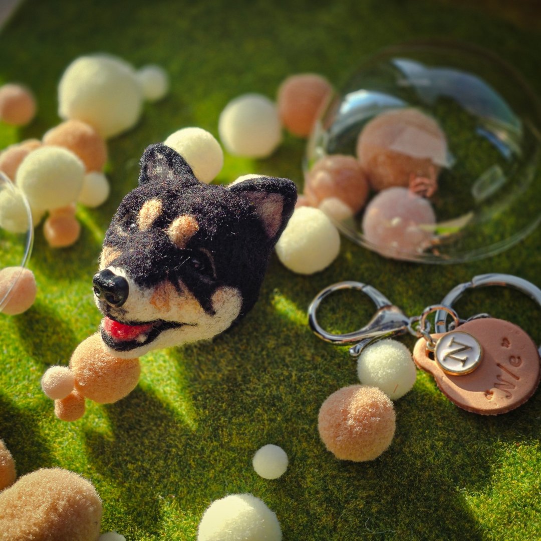 柴犬钥匙圈【黑柴、含压克力球】- 100% 手工制作羊毛毡 - 钥匙链/钥匙包 - 羊毛 黑色