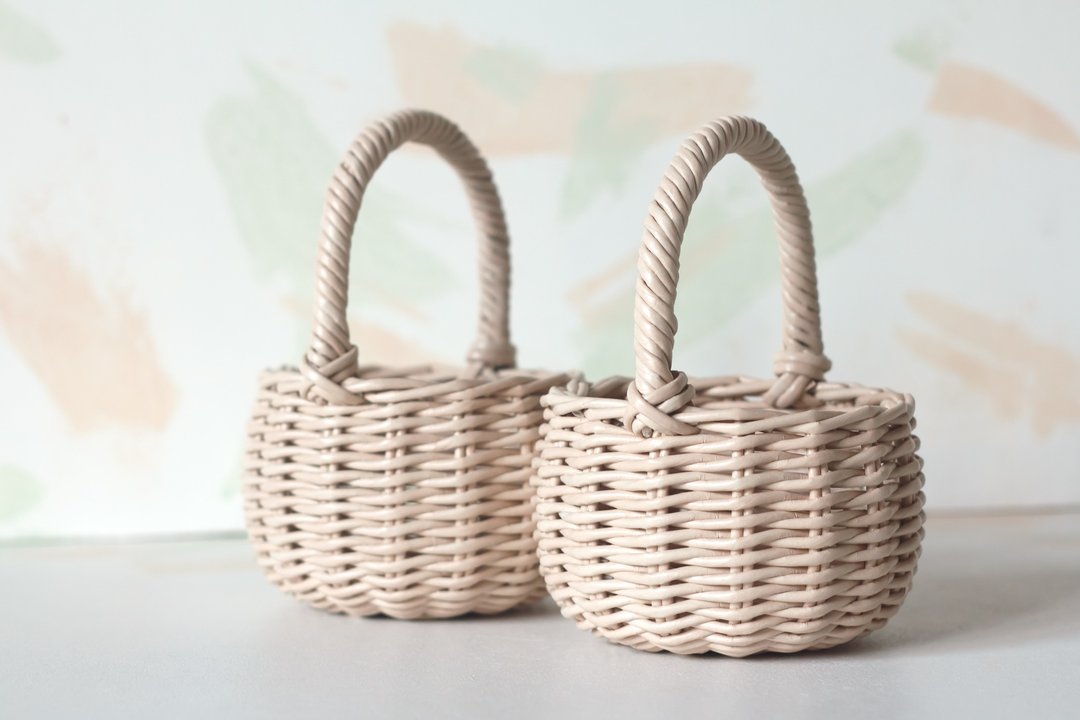Small beige wicker basket for flower girl - 收纳用品 - 纸 卡其色
