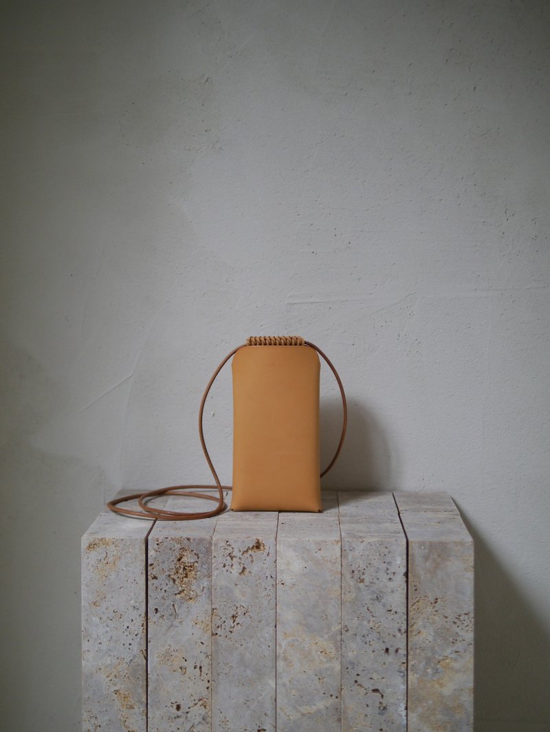 编织手机包・原 / 栗 / 黑 / 全黑 - 手机壳/手机套 - 真皮 卡其色