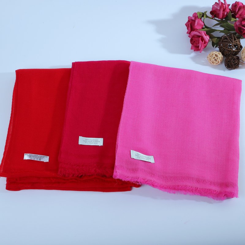 Cashmere羊绒围巾/披肩 红色系 戒指绒 四季适用 - 围巾/披肩 - 羊毛 红色