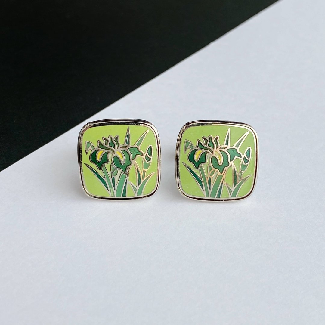 Kakitsubata [Mint] Cloisonne Cufflinks Cufflinks Red Copper Metal Cloisonne - 袖扣 - 其他材质 绿色