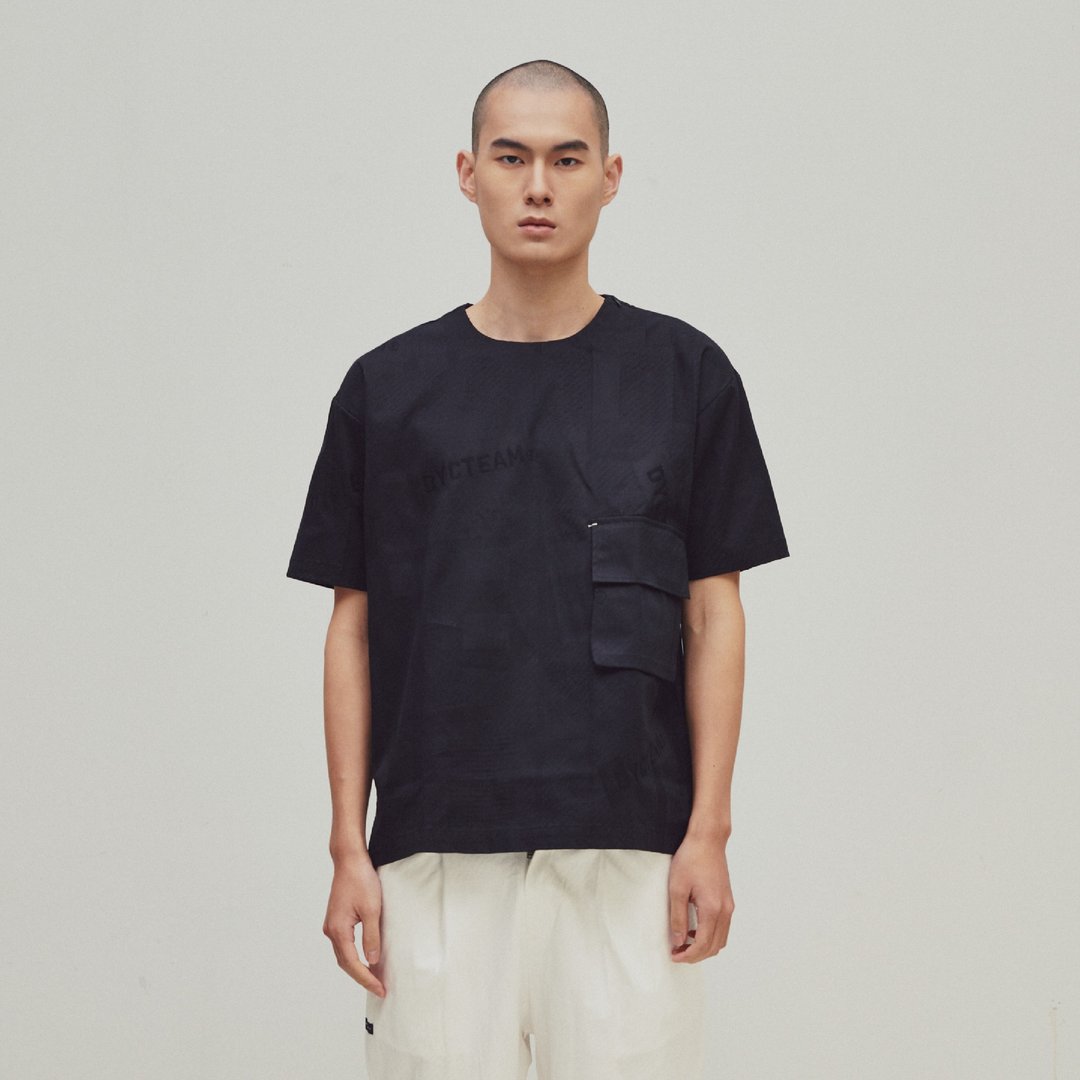 DYCTEAM - EVOLVE(D) - Black logo jacquard pocket tee - 中性连帽卫衣/T 恤 - 棉 黑色