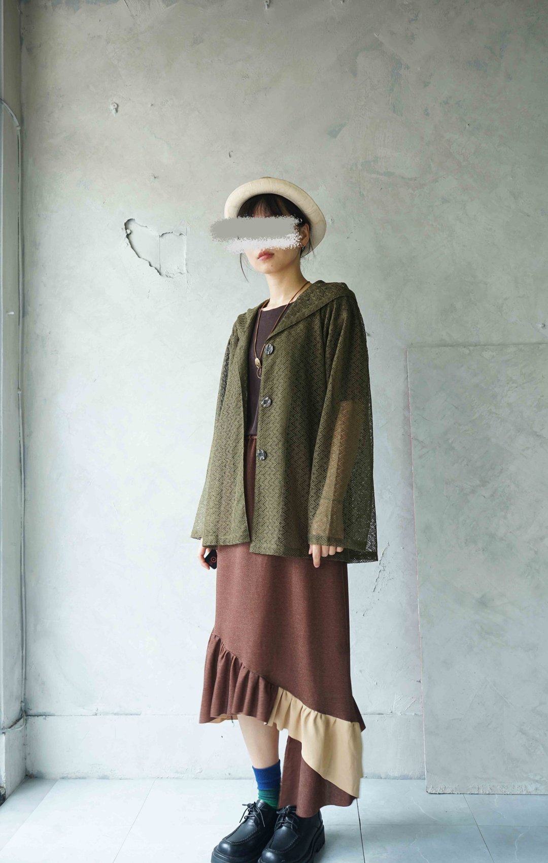 设计手作-深棕色金属感不规则裙摆针织鱼尾裙 - 裙子 - 聚酯纤维 咖啡色