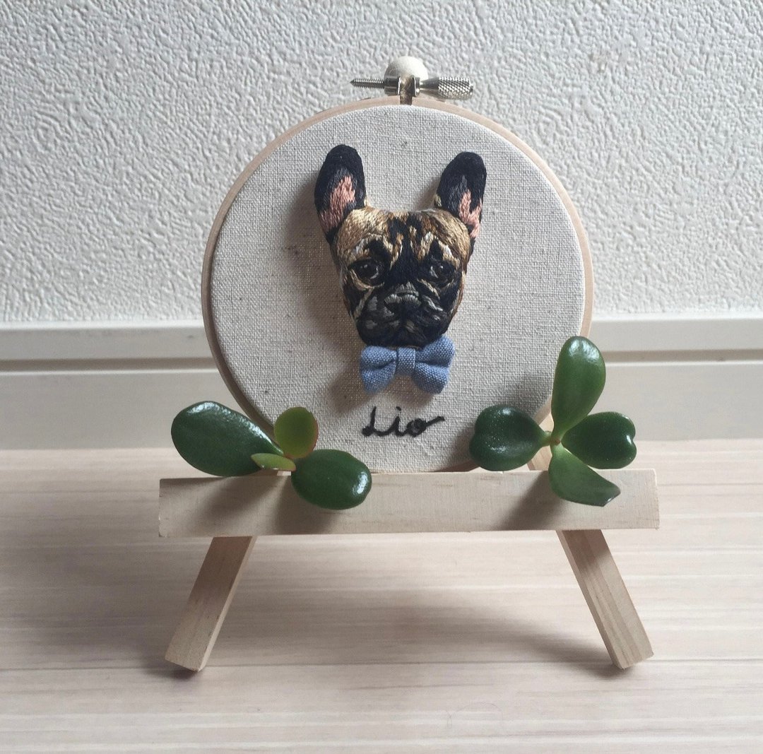 Customize Hand Embroidery Pet Portrait - 摆饰 - 棉．麻 