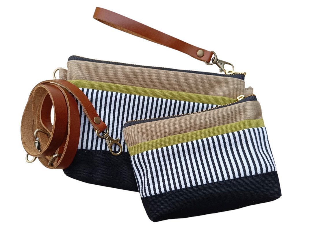 手拿包 Lovely Canvas Pouch and Crossbody, Set of 2 size, Striped Design 化妆包 /收纳袋 - 皮夹/钱包 - 棉 卡其色