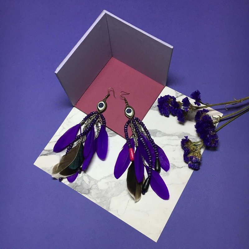earring: eyes faether - 耳环/耳夹 - 其他材质 紫色