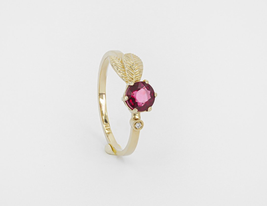 14k gold with garnet and diamonds. - 戒指 - 贵金属 金色