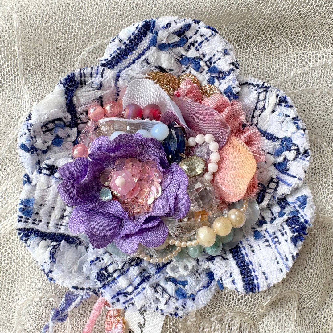梦幻花朵胸针　No.75　手作飾品　独一无二 - 胸针 - 棉 