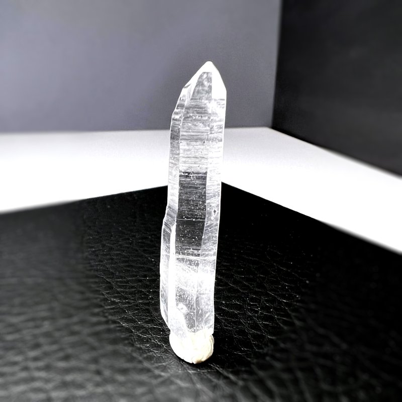 生长。原矿 一图一物 高频水晶 能量 I 雷姆利亚水晶 手术刀 I - 摆饰 - 水晶 白色