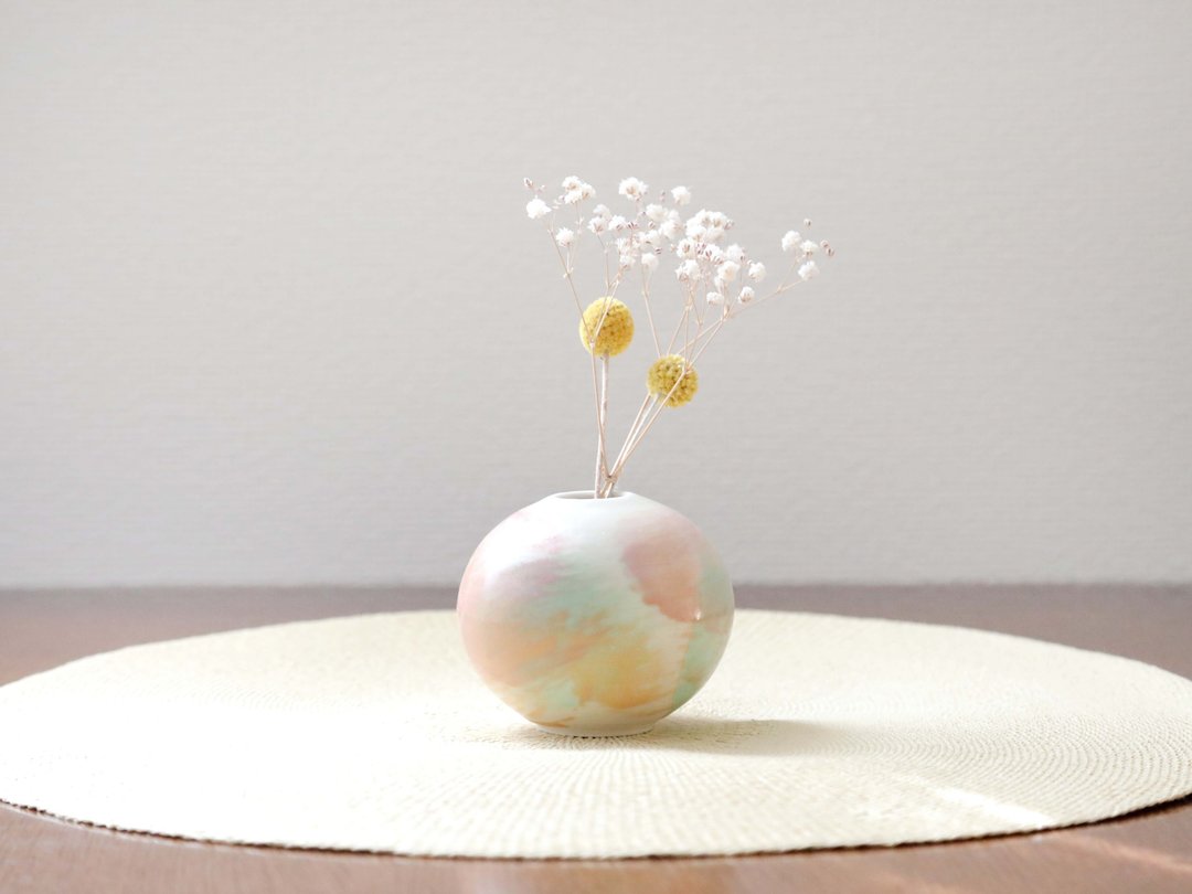 Round vase with brush pattern / spring color - 花瓶/陶器 - 陶 粉红色