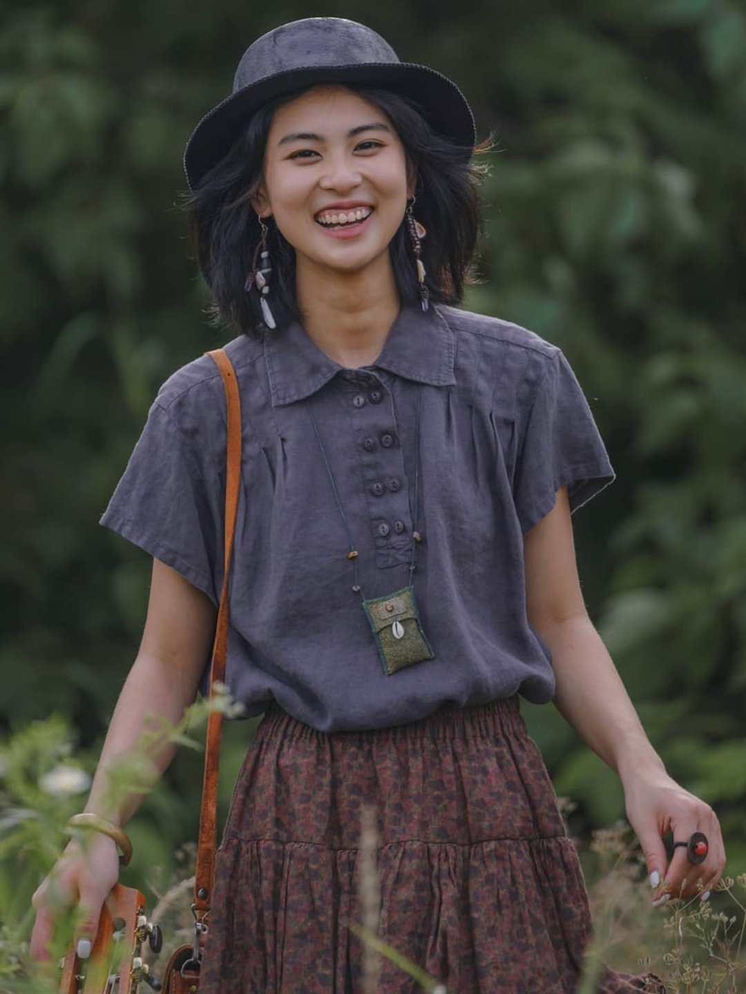 2顔色 煙綠/煙紫 全亞麻植物染小飛袖肩部對褶短袖襯衫 - 女装衬衫 - 棉．麻 紫色