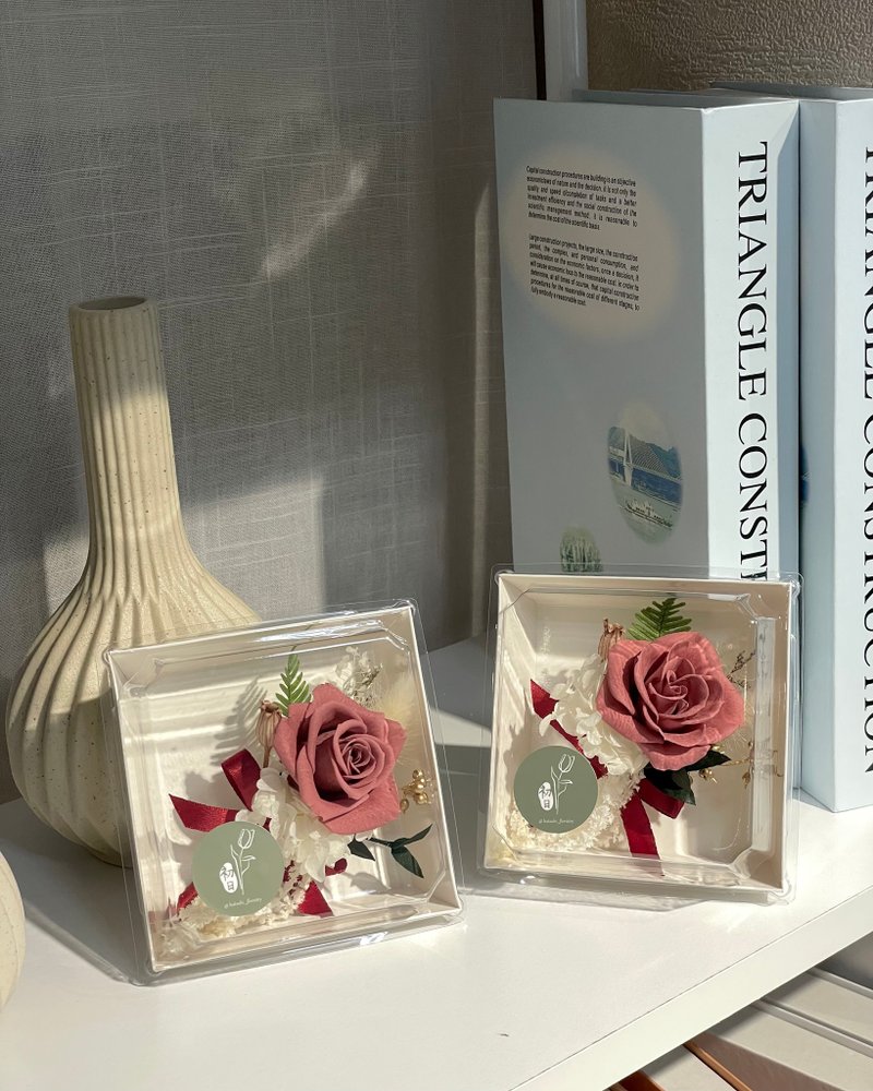 【定制化】婚礼系列-口袋胸花 别针胸花 婚礼永生花 主婚人胸花 - 胸花/手腕花 - 植物．花 