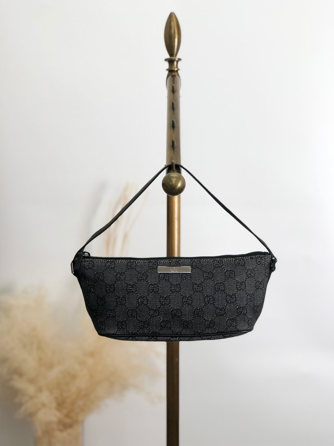 【日本直送，品牌二手包包】GUCCI GG帆布手提包，黑帆布配件袋，复古，旧款，bgyx5m - 手提包/手提袋 - 棉 黑色