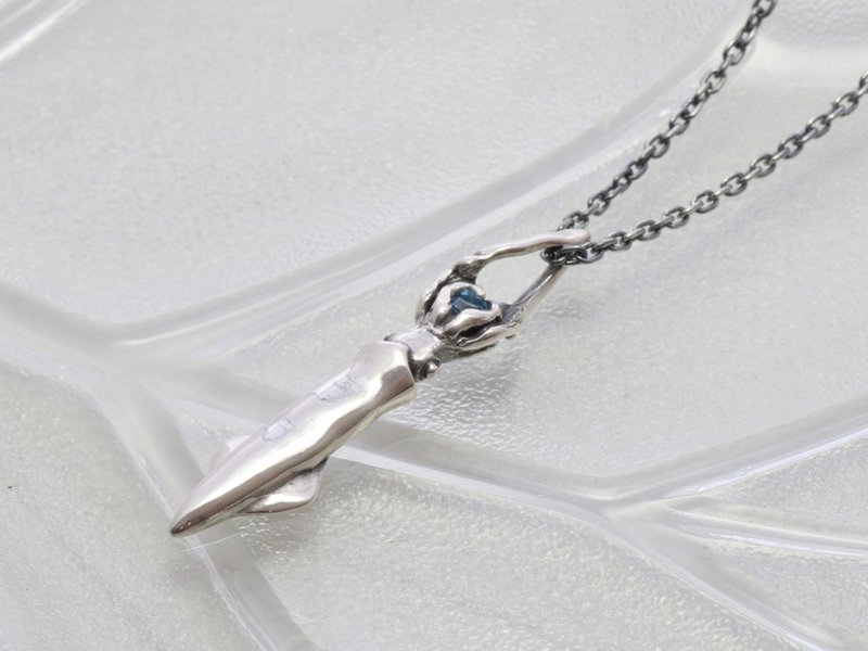 Spear squid pendant.Sterling silver. - 项链 - 其他金属 银色