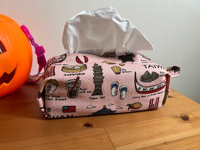 台湾特色面纸套 - 纸巾盒 - 棉．麻 粉红色