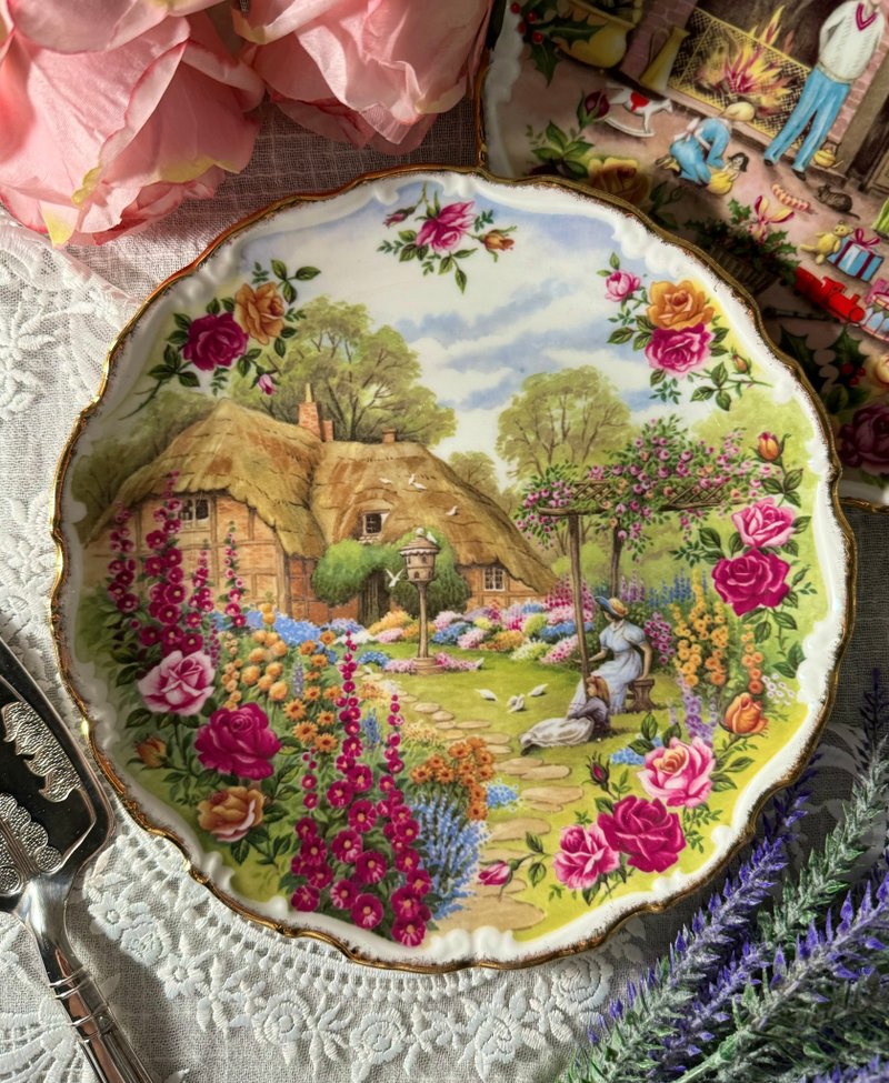 英国Royal Albert骨瓷-镶金宁静花园限量蛋糕盘-有画师落款 - 盘子/餐盘/盘架 - 其他材质 