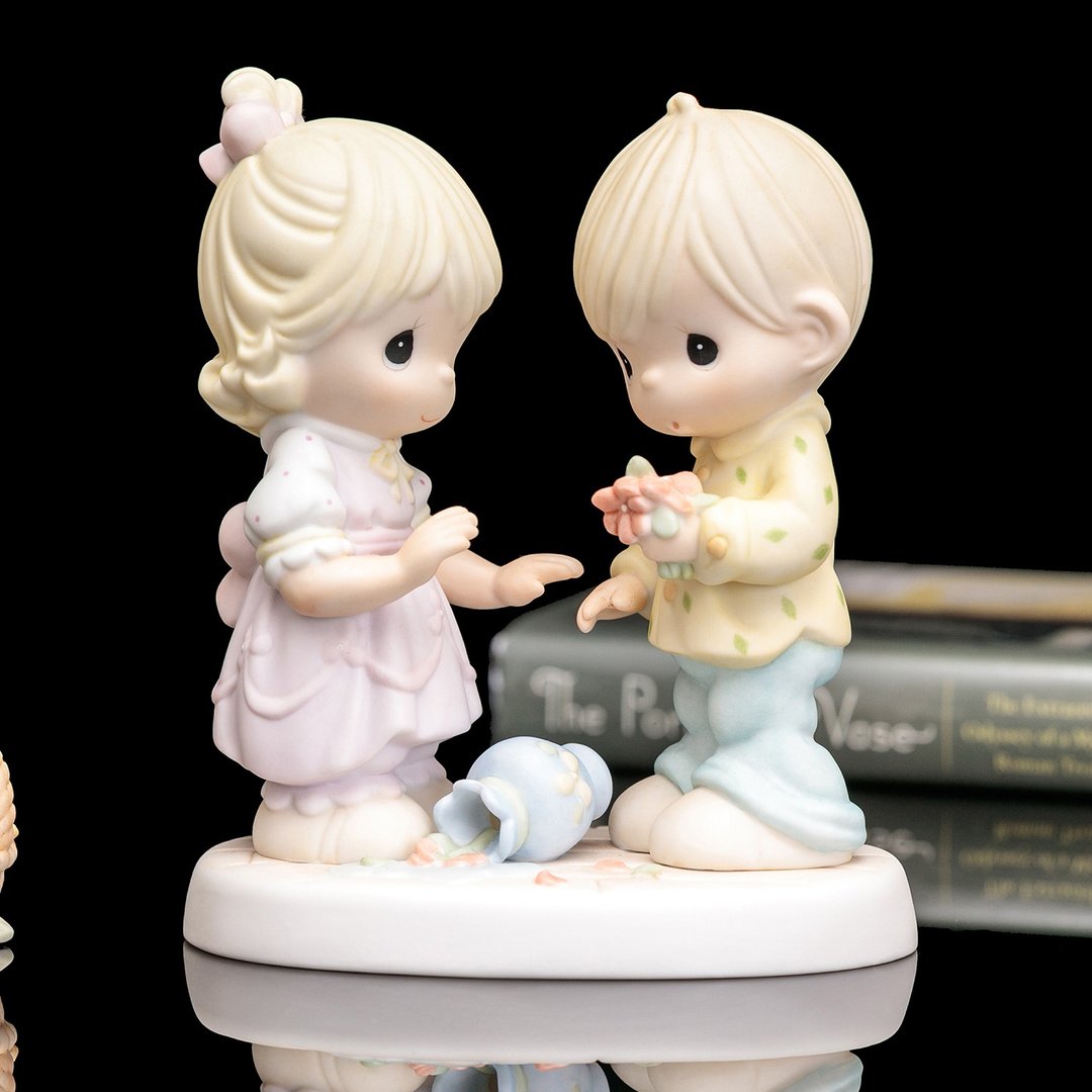 美国Precious Moments 爱永不碎 情侣水滴娃娃陶瓷摆饰 情人节礼 - 玩偶/公仔 - 瓷 
