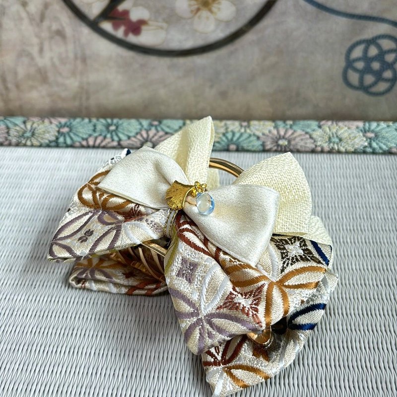 西阵织抓夹系列-白芍 可定制 复古风 日本布 鲨鱼夹 - 发饰 - 棉．麻 金色