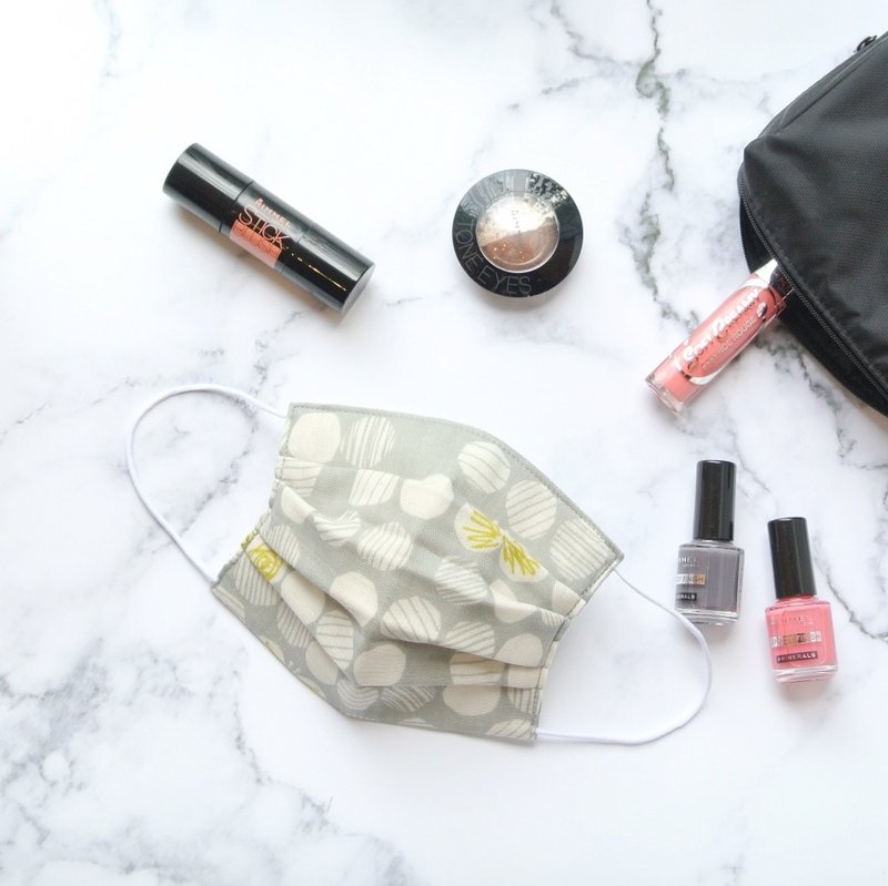 可洗涤、舒适且可爱的手工立体口罩 Modern Butterfly Gray 蝴蝶 - 口罩 - 棉．麻 灰色