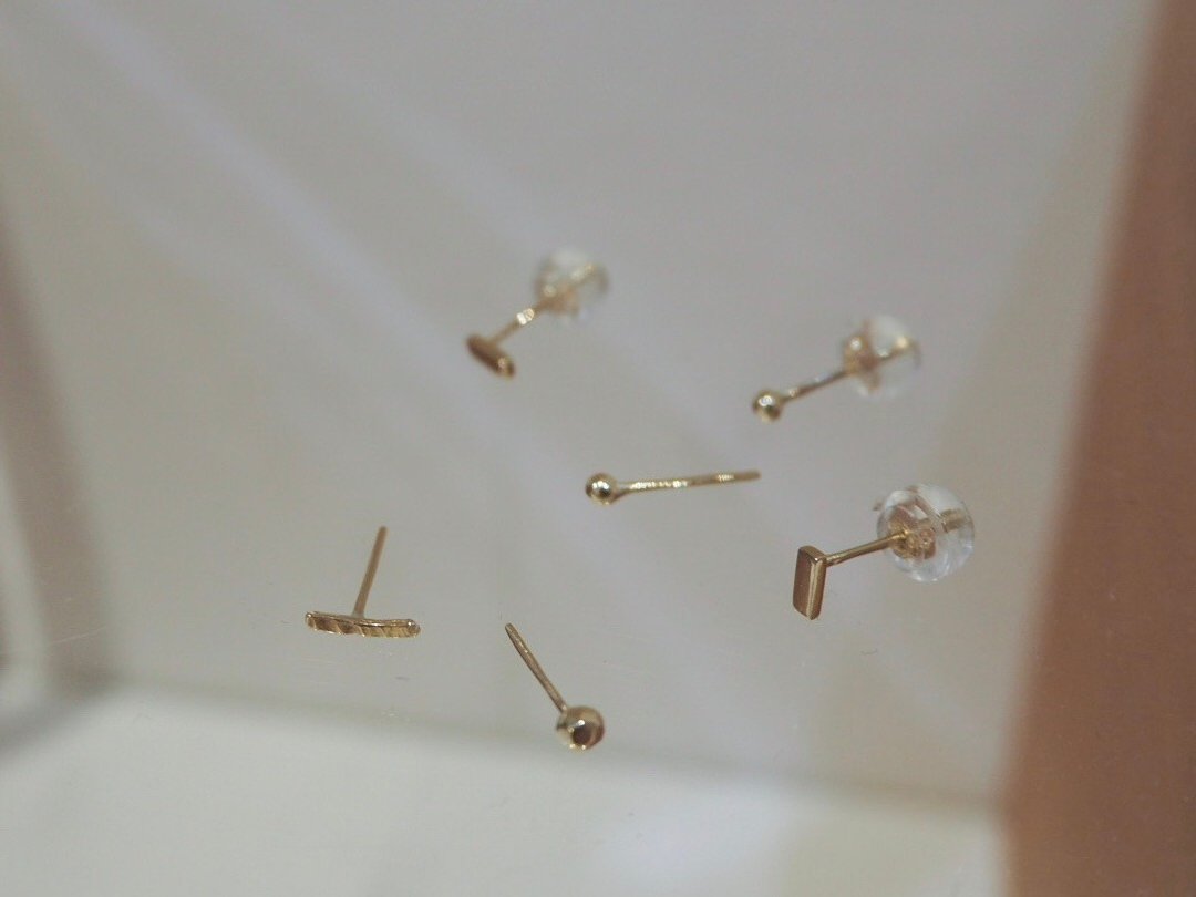 14K 纯 K 金 - 棱石子小金球 耳环 耳针 (附 k 金后扣) - 耳环/耳夹 - 其他金属 金色