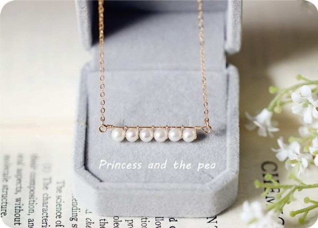 princess and the pea long necklace June birthstone for layering - 长链 - 宝石 白色