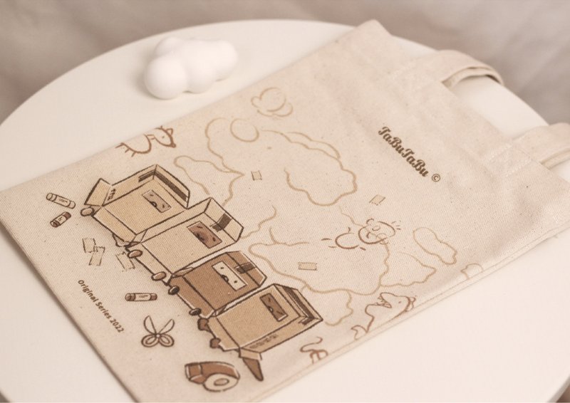 纸箱躲猫猫 厚磅A4质感帆布袋 - 手提包/手提袋 - 棉．麻 白色