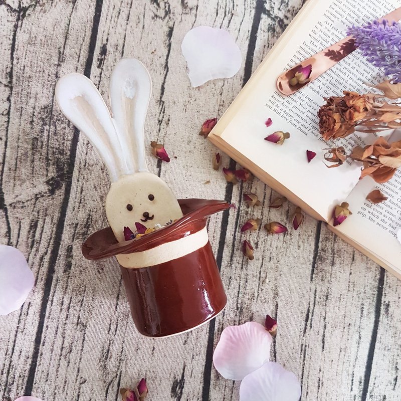 魔术兔香氛蜡烛台/扩香【M】 (限量版)【魔术师帽系列】 - 蜡烛/烛台 - 陶 咖啡色