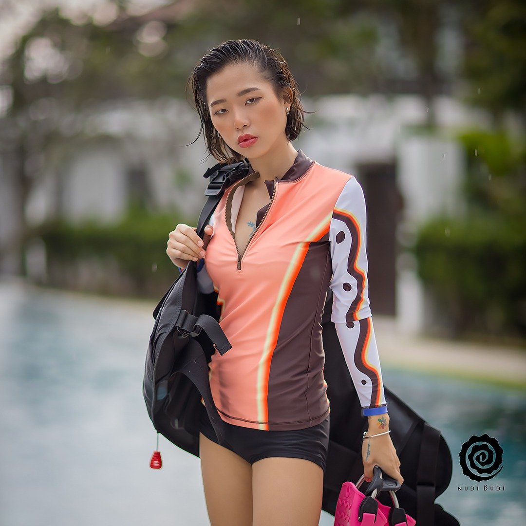 Nudidudi Rashguard Goniobranchus Coi Nudibranch inspired for Scuba diving Swimwe - 女装泳衣/比基尼 - 聚酯纤维 橘色